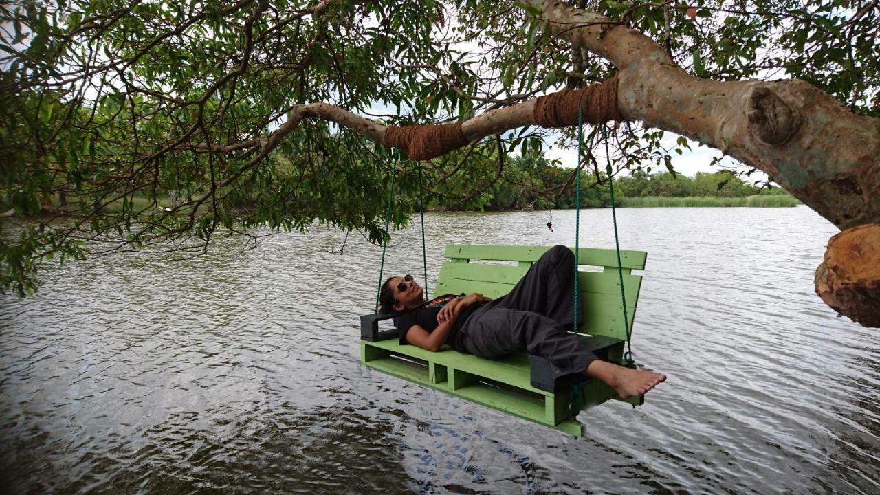 The Backwaters Lodge Wilpattu Luaran gambar